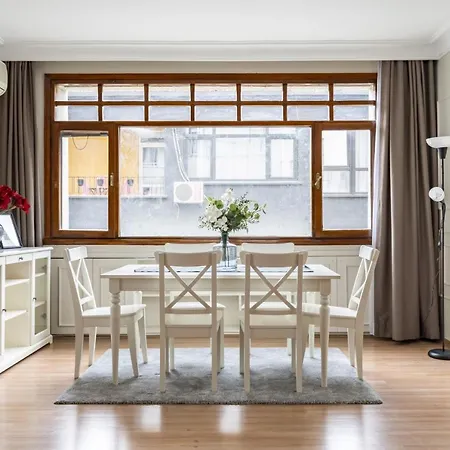 شقة Colorful House With Balcony On Bagdat Street اسطنبول